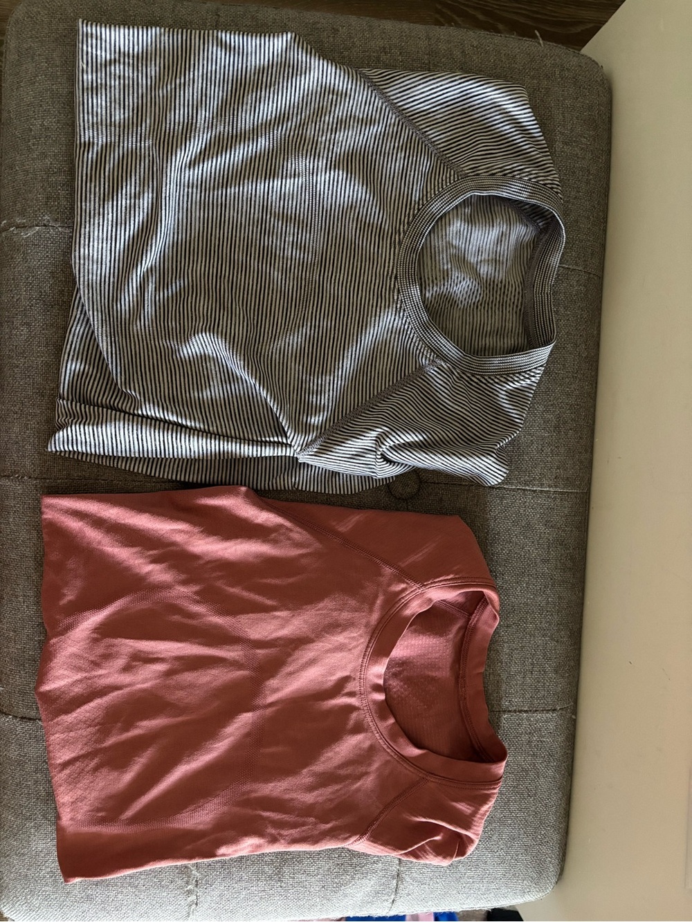 Bundle Lululemon Swifty Tech Short Sleeve Tops Briar Rose Black White Stripe 2 - Picture 8 of 11